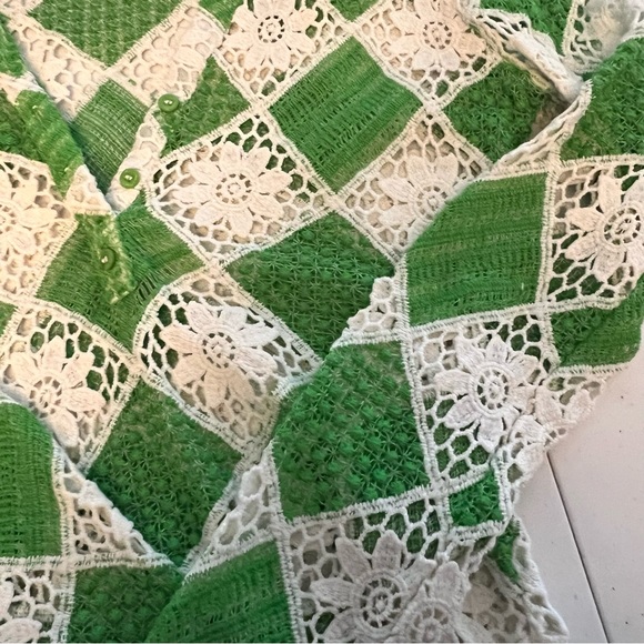 Zara Green & White Button Front Crochet Top Size small - Picture 6 of 8